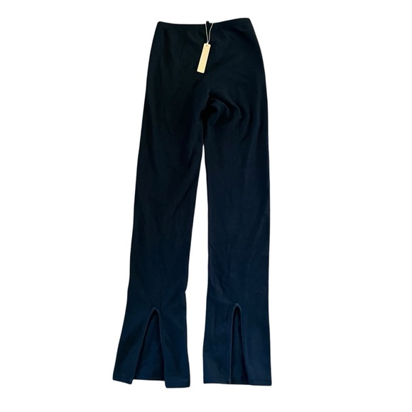 Skims Outdoor Split Hem Onyx Black Leggings - XS - Picture 3 of 11